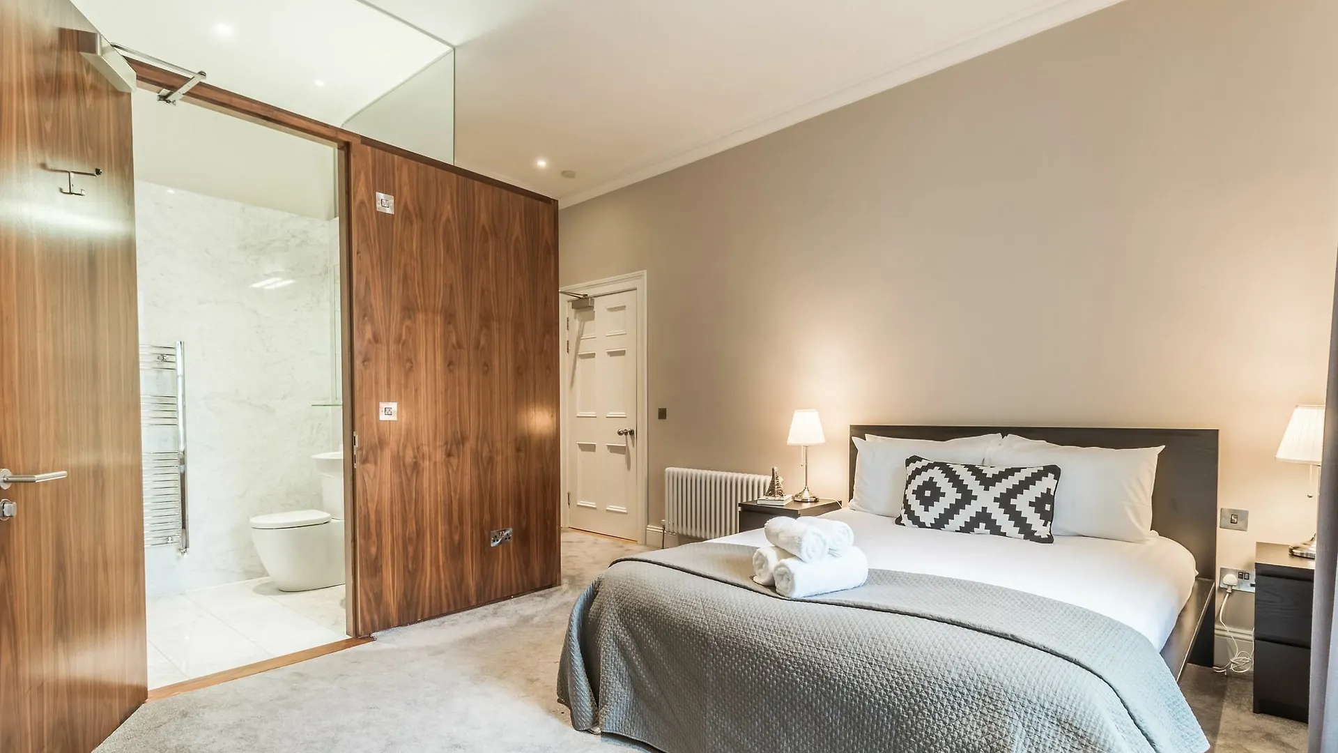 Apartment The William Butler Yeats Suite Dublin